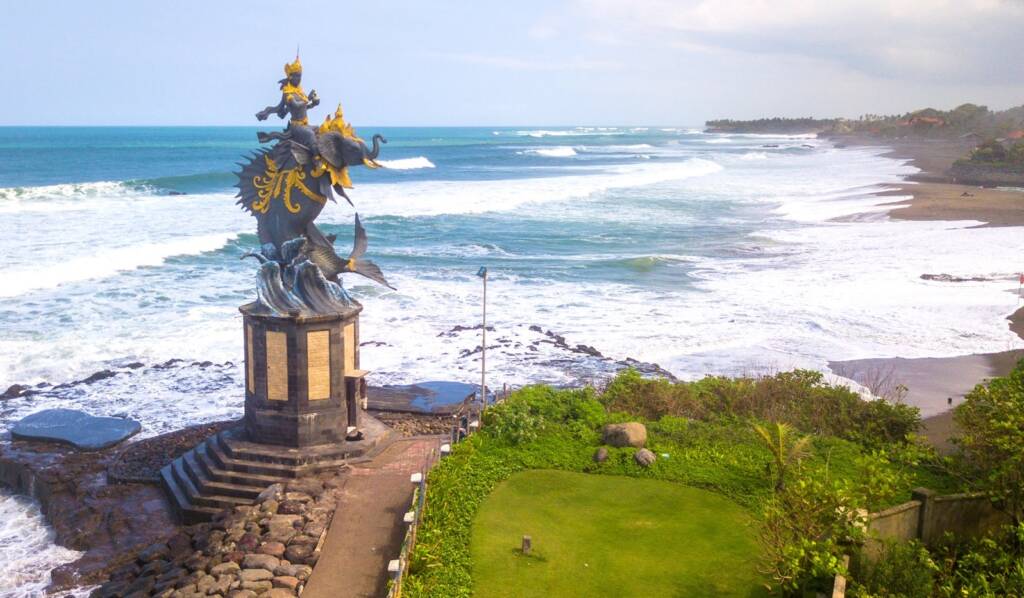 Pererenan Tattoo Studio nearby the popular beach canggu